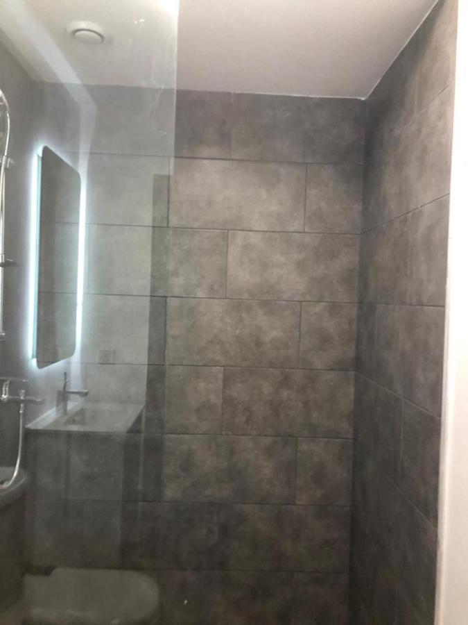 Luxury Labone Edge 2-Bedroom Apartment In Accra - Fivehills Homes Ngoại thất bức ảnh
